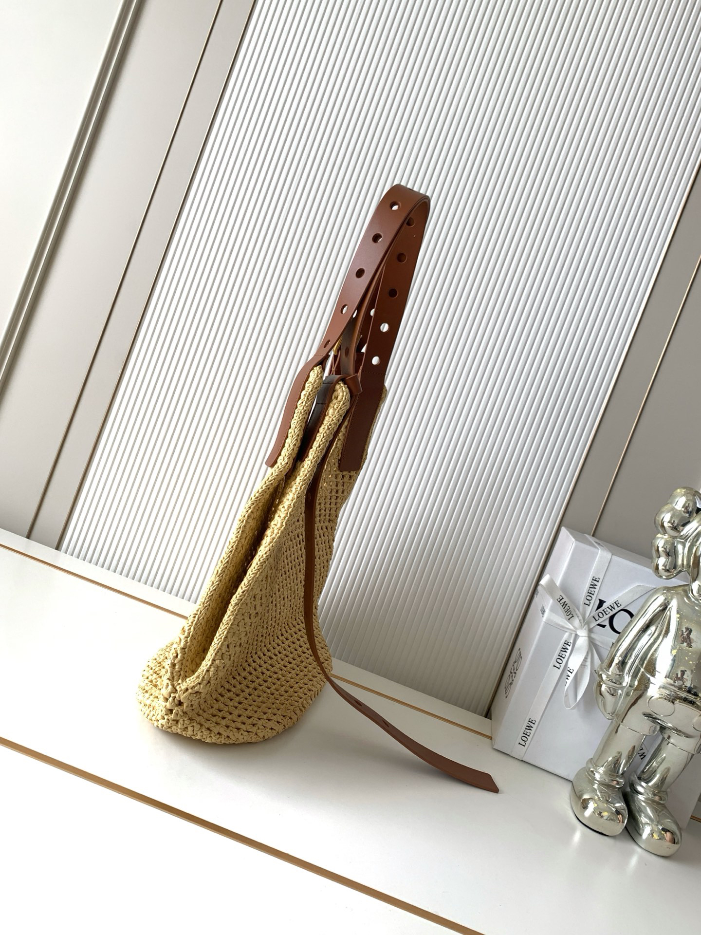 [TOP] LOEWE Punch Hole Hobo Bag 21*16*2 CM - Brown - 711 Luxury
