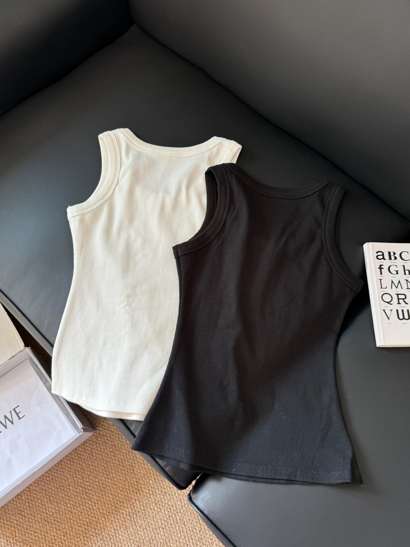 [TOP] CELINE U-neck Striped Vest - 2 Colors