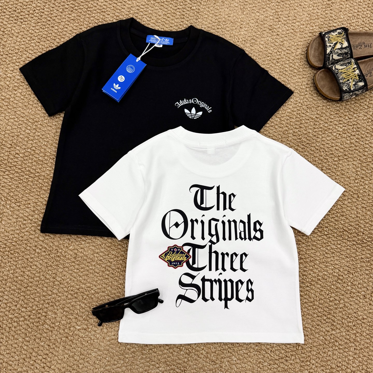 Adidas Unisex Kids Gothic Letter Print Trefoil Logo Short Sleeve Cotton T-Shirt Boys Girls Basic Tee Sizes 90-150