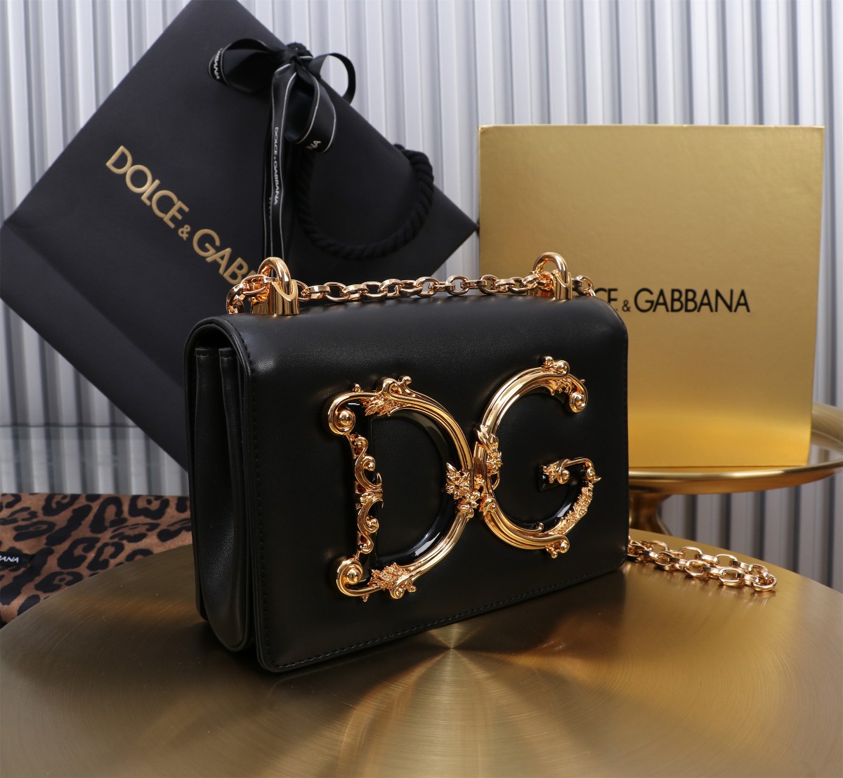 [TOP] Dolce & Gabbana D&G Girls Bag  21x5x13.5 cm - Black - 711 Luxury