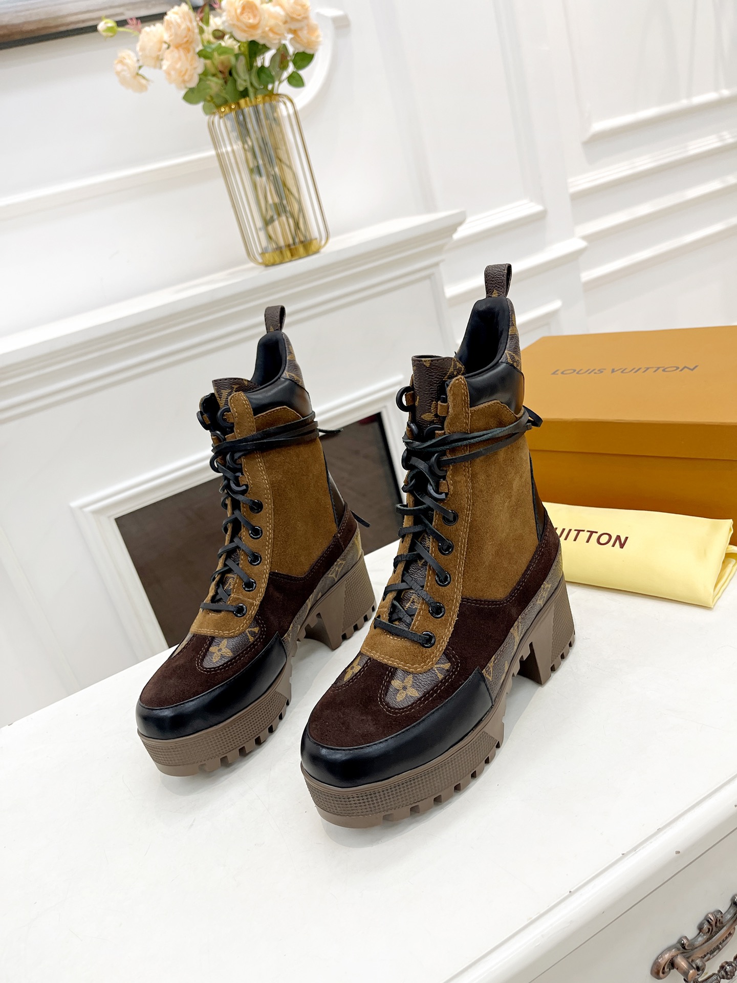 [TOP] Louis Vuitton LV Boots - Brown - 711 Luxury