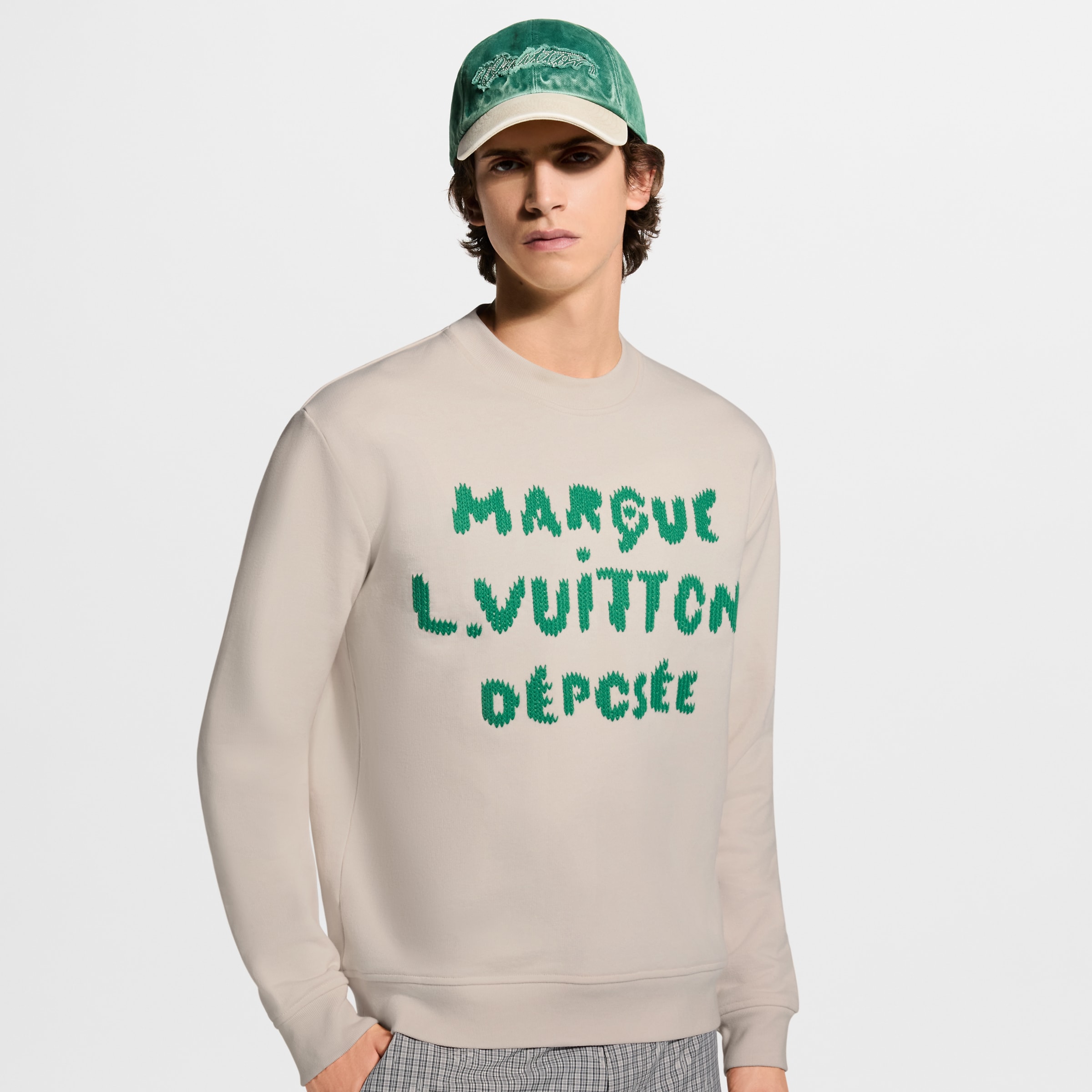 LOUIS VUITTON Embroidered Signature Sweatshirt #389173
