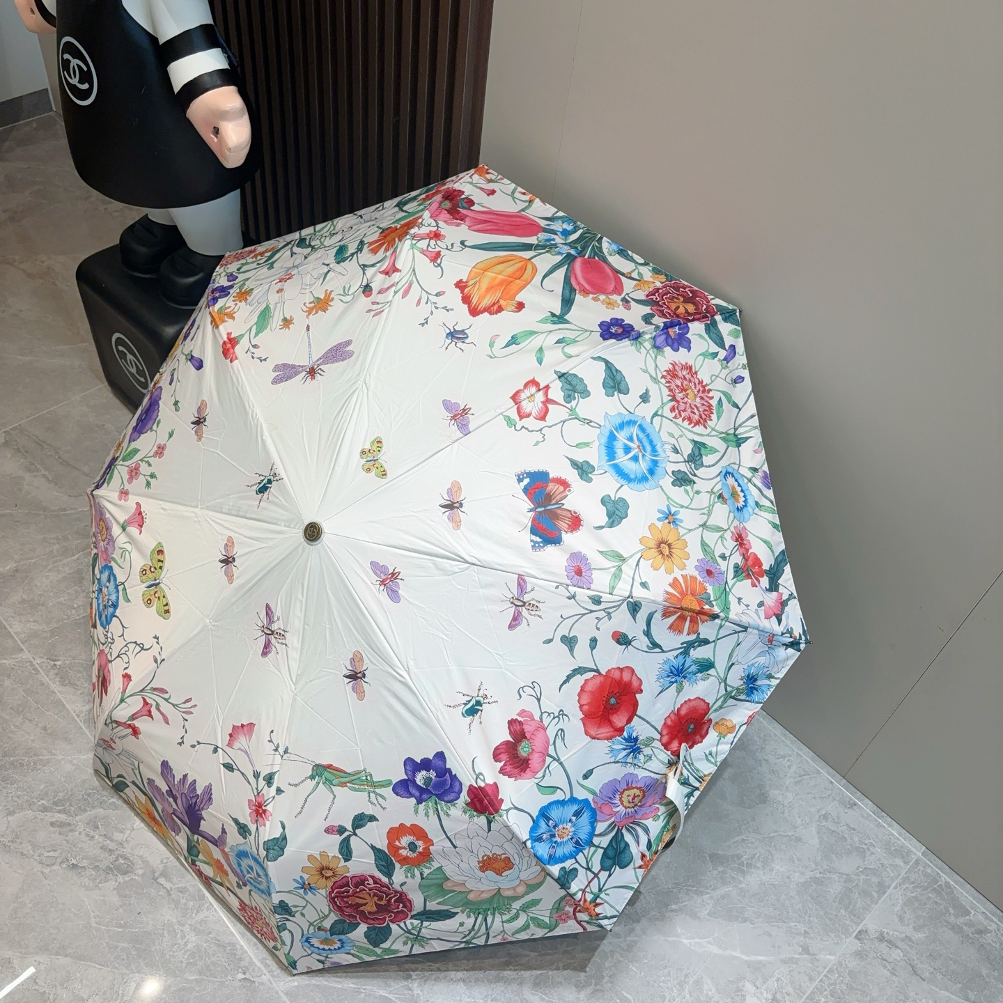 [TOP] GUCCI Umbrella - White - 711 Luxury