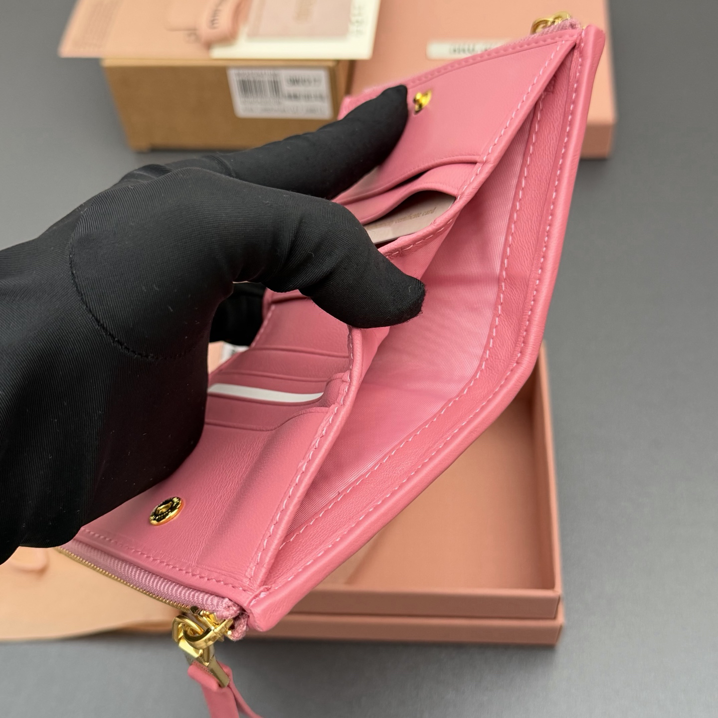 [TOP] Miu Miu  Wallet 11 x 9.2cm - Pink