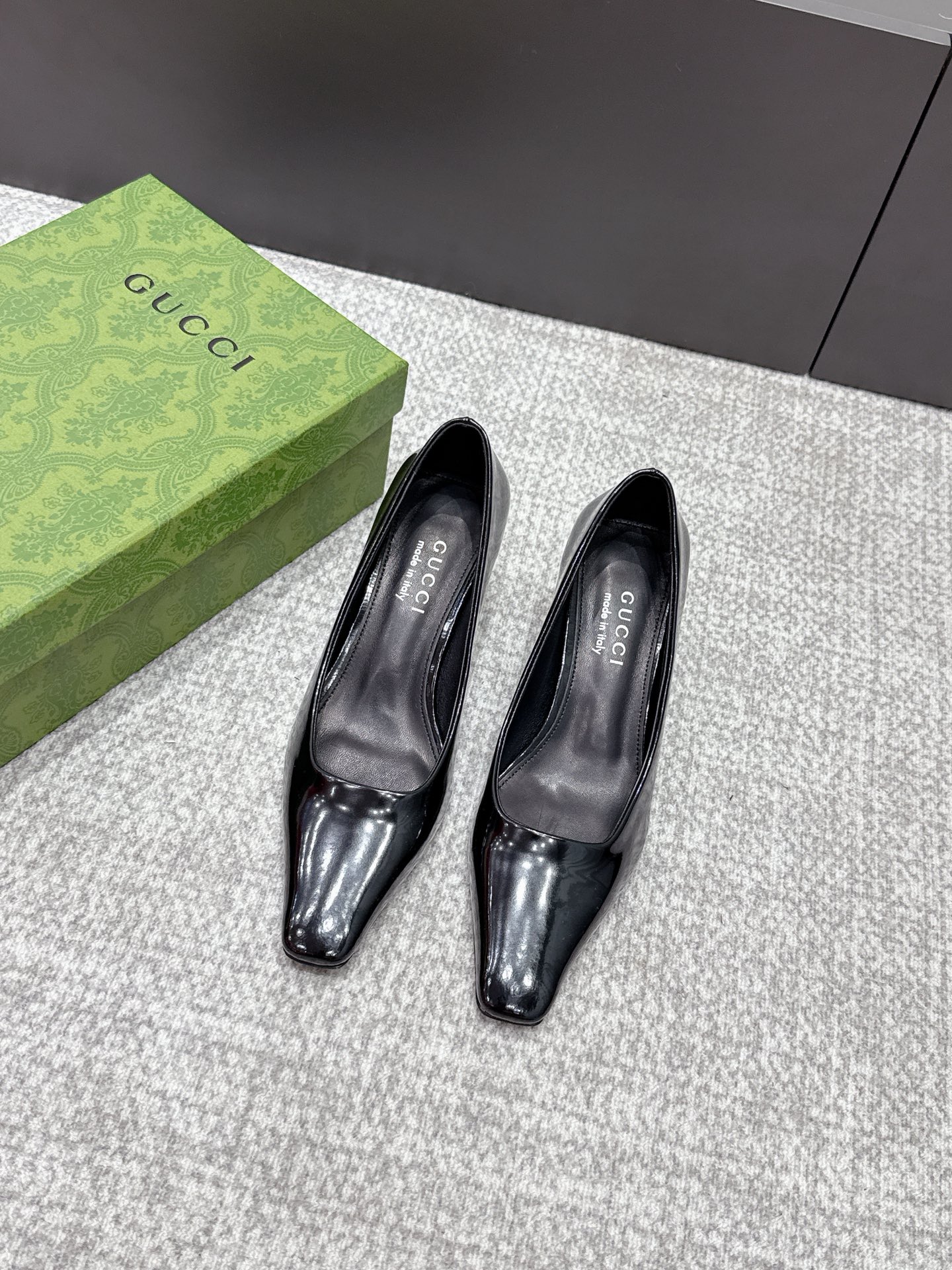 [TOP] GUCCI Pumps - Black - 711 Luxury