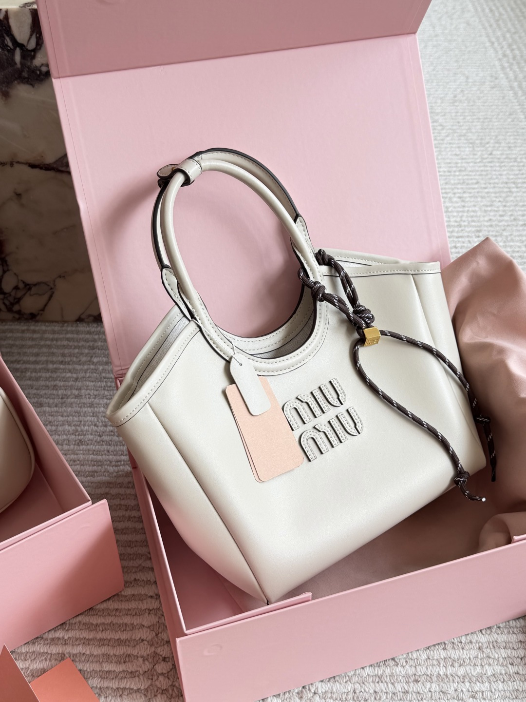 Miu Miu Limited Edition Tote Bag White Leather with Detachable Strap (Replica)