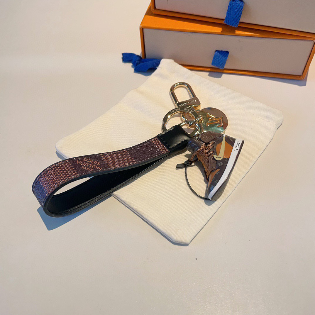 [TOP] Louis Vuitton LV Keychain - Brown - 711 Luxury