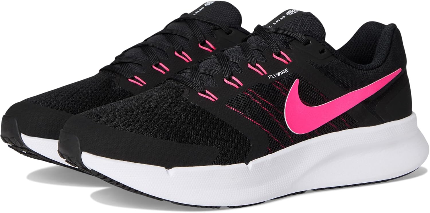 Nike Women's Run Swift 3 Road Running Shoes