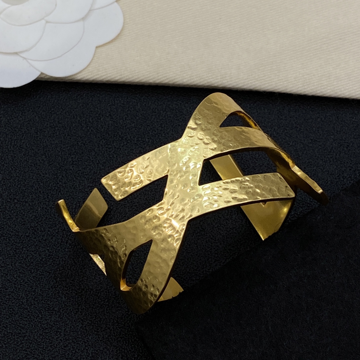 [TOP] Yves Saint Laurent YSL Bracelet - 2 Colors - 711 Luxury
