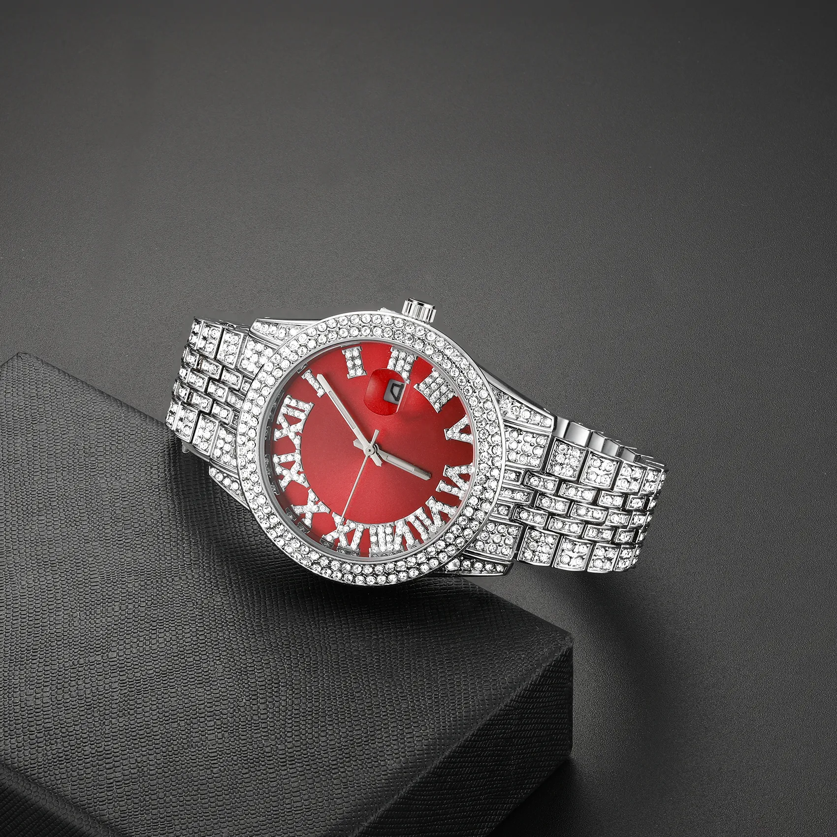 Roman Numerals Round Cut Luminous Water Resistant Men's Quartz Watch