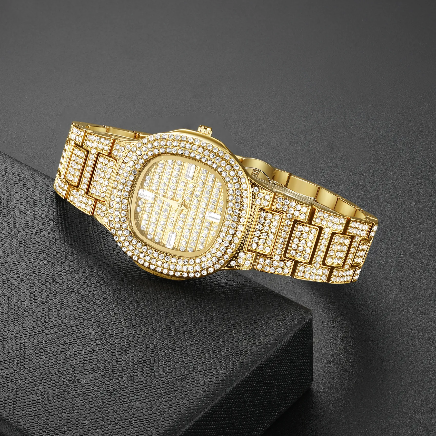 Round Cut Diamond Water Resistant Women's Quartz Watch