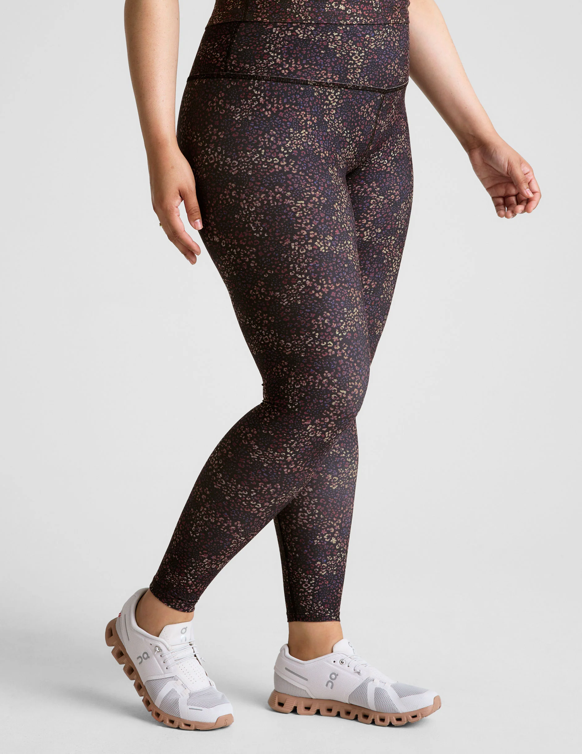 SoftMark High Waisted Midi Legging