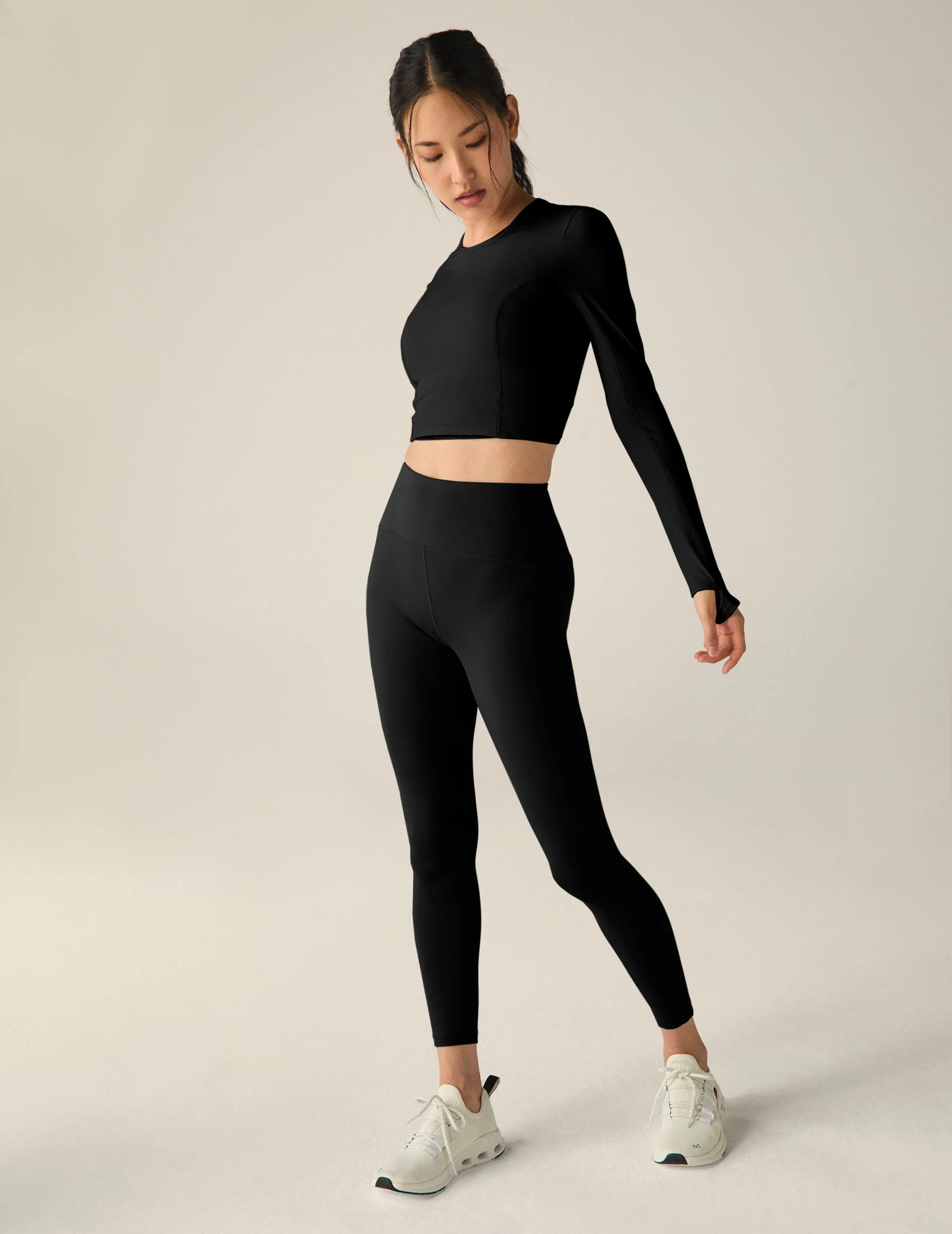 POWERBEYOND™ Lite Airshield Long Sleeve Cropped Top