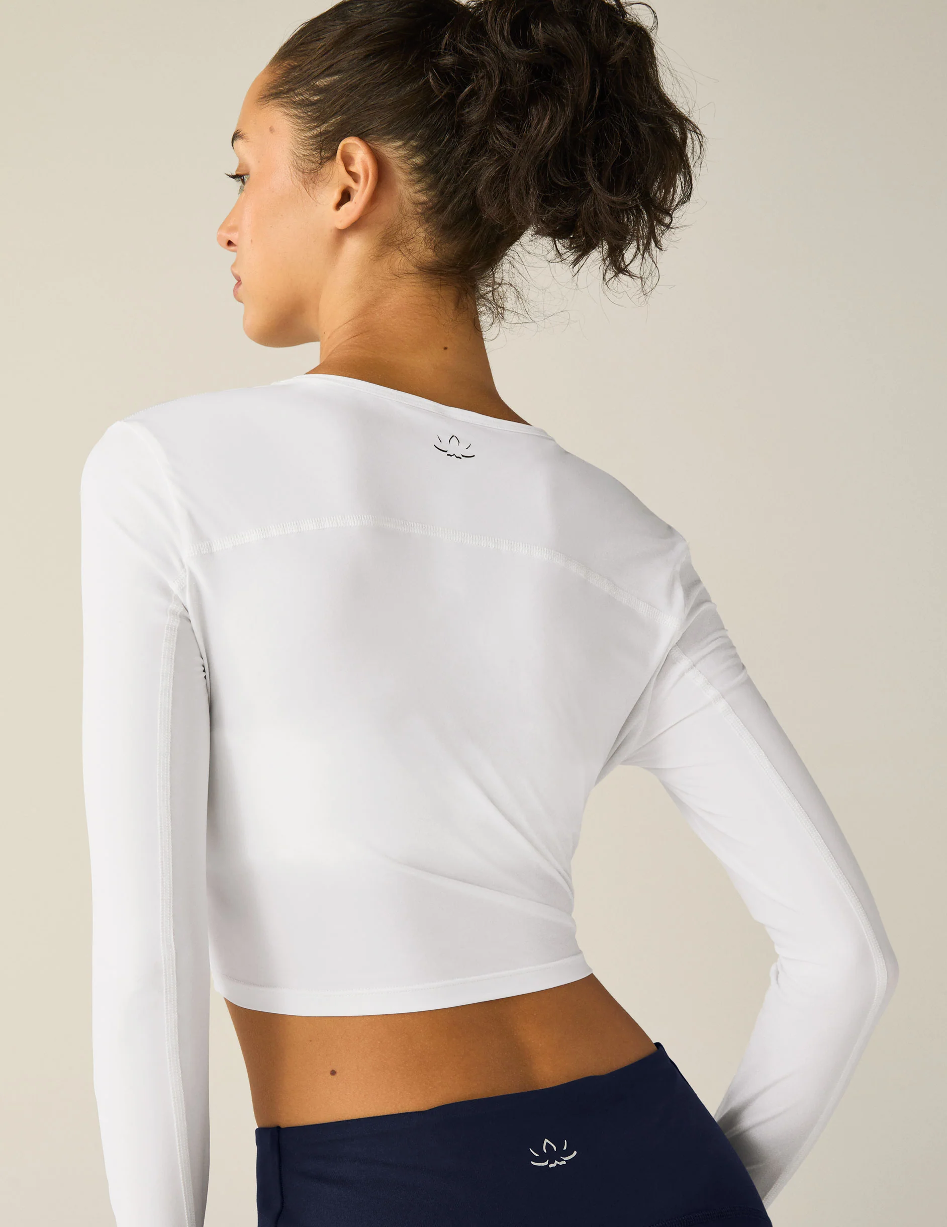 POWERBEYOND™ Lite Airshield Long Sleeve Cropped Top