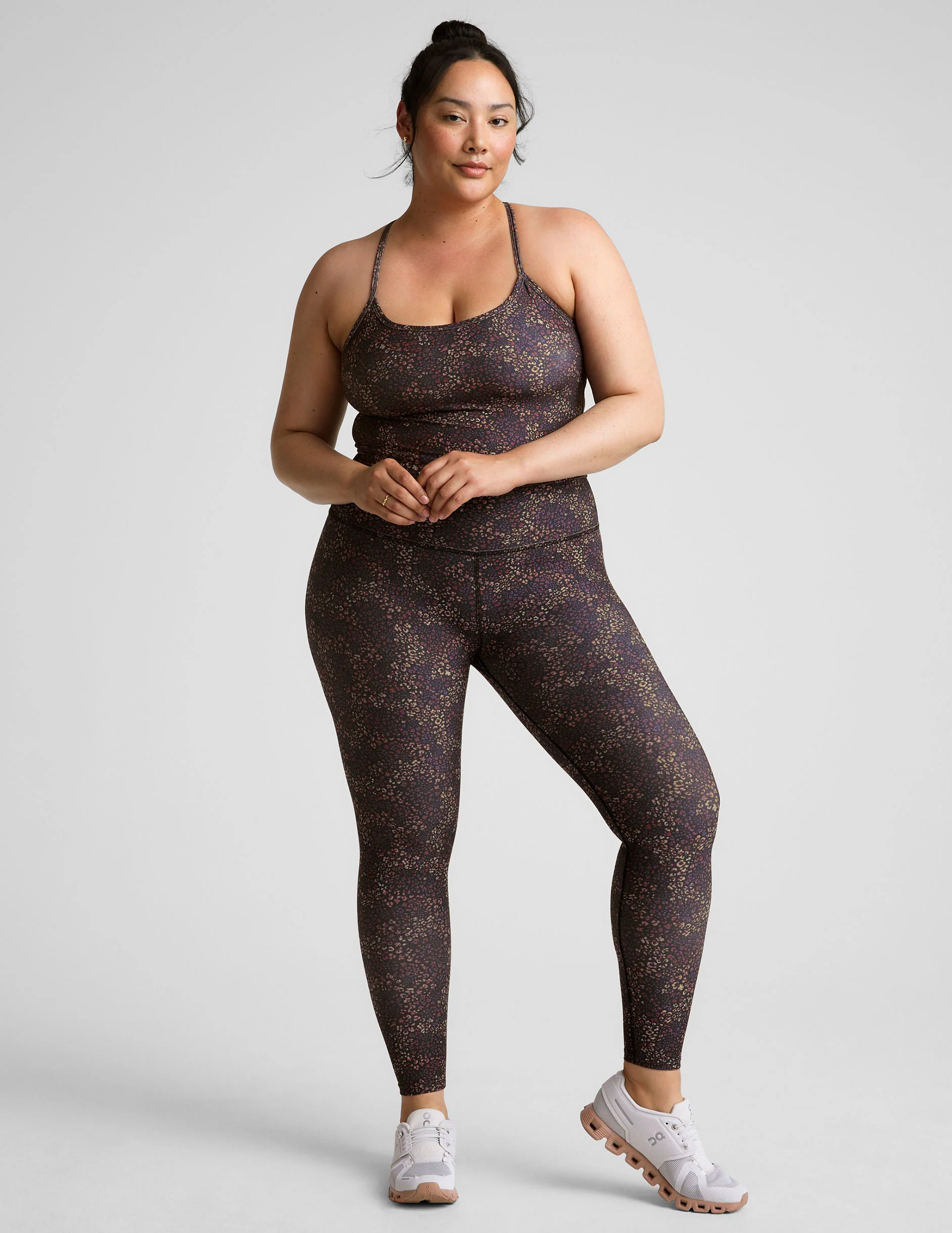 SoftMark High Waisted Midi Legging