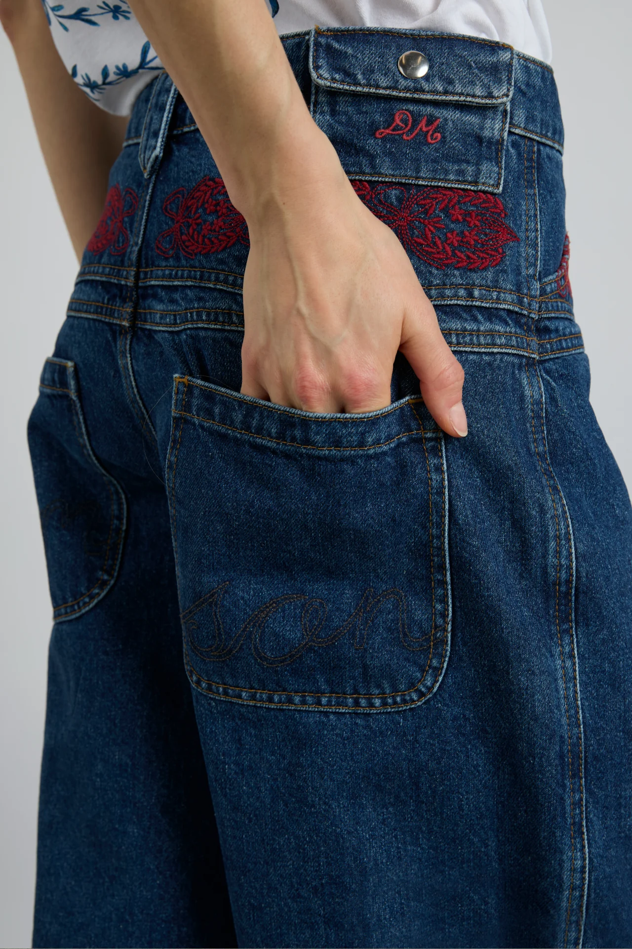 drew jeans - texas wash & embroidery