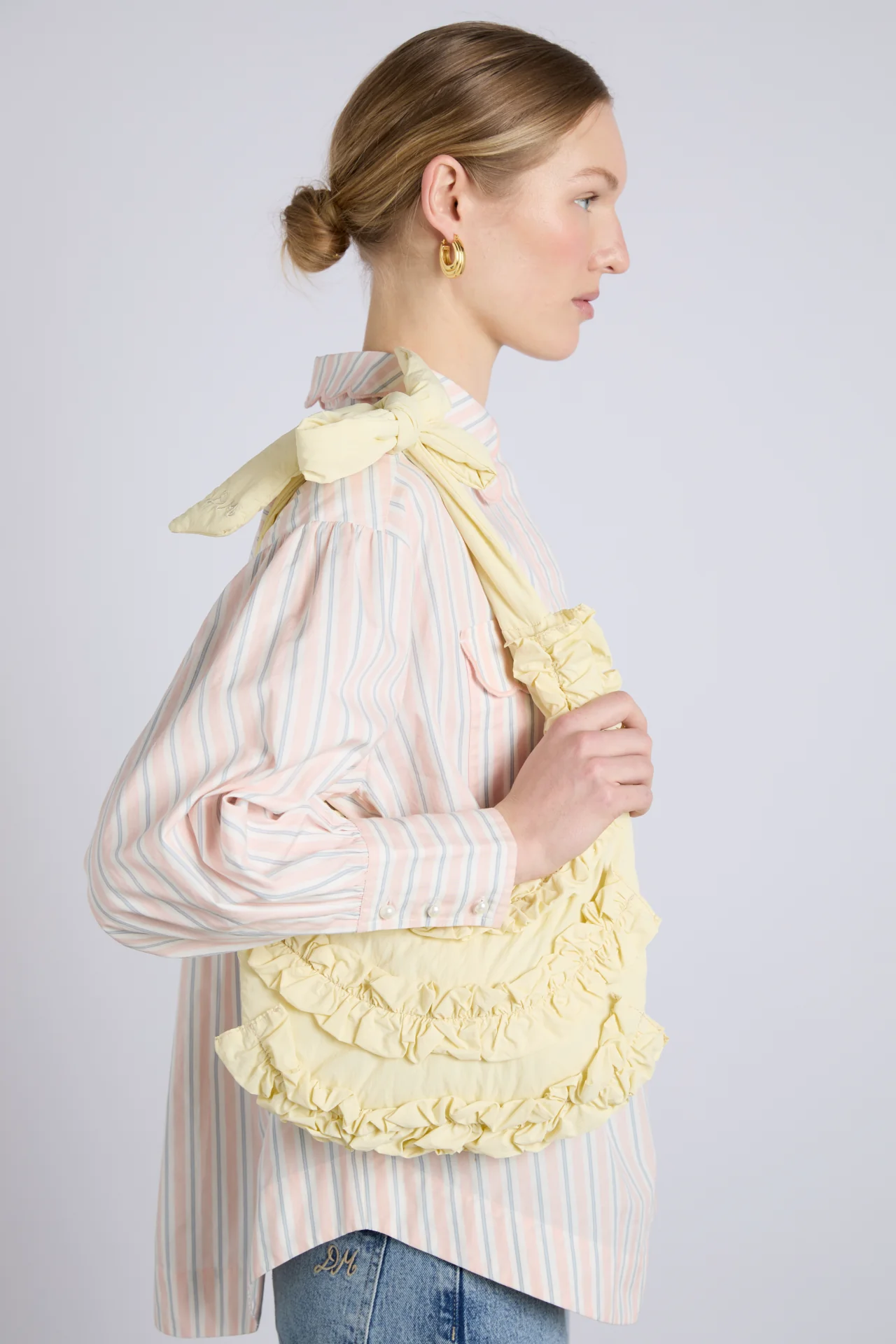 quinn slouchy bag in butter yellow