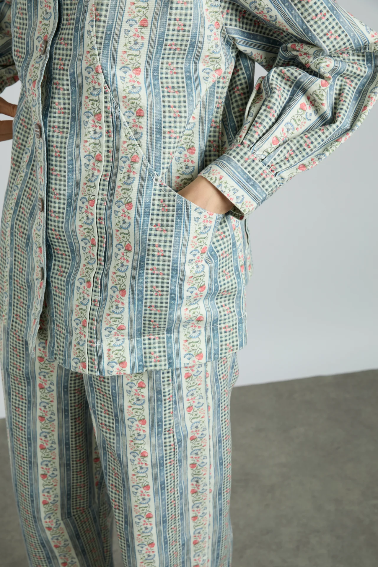 baxter jacket - wallpaper floral