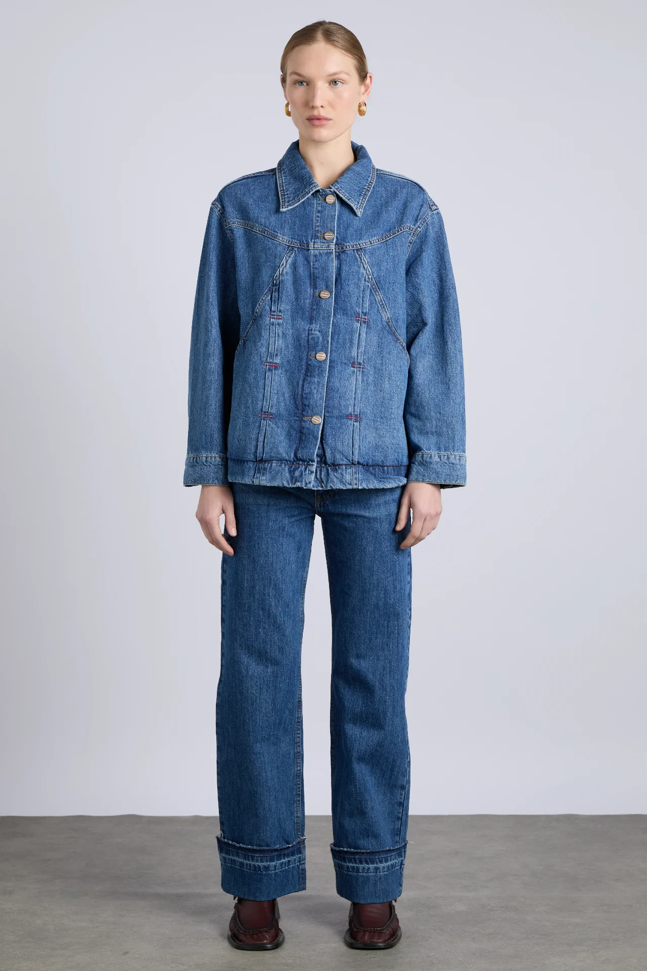 stevie shacket - mid wash