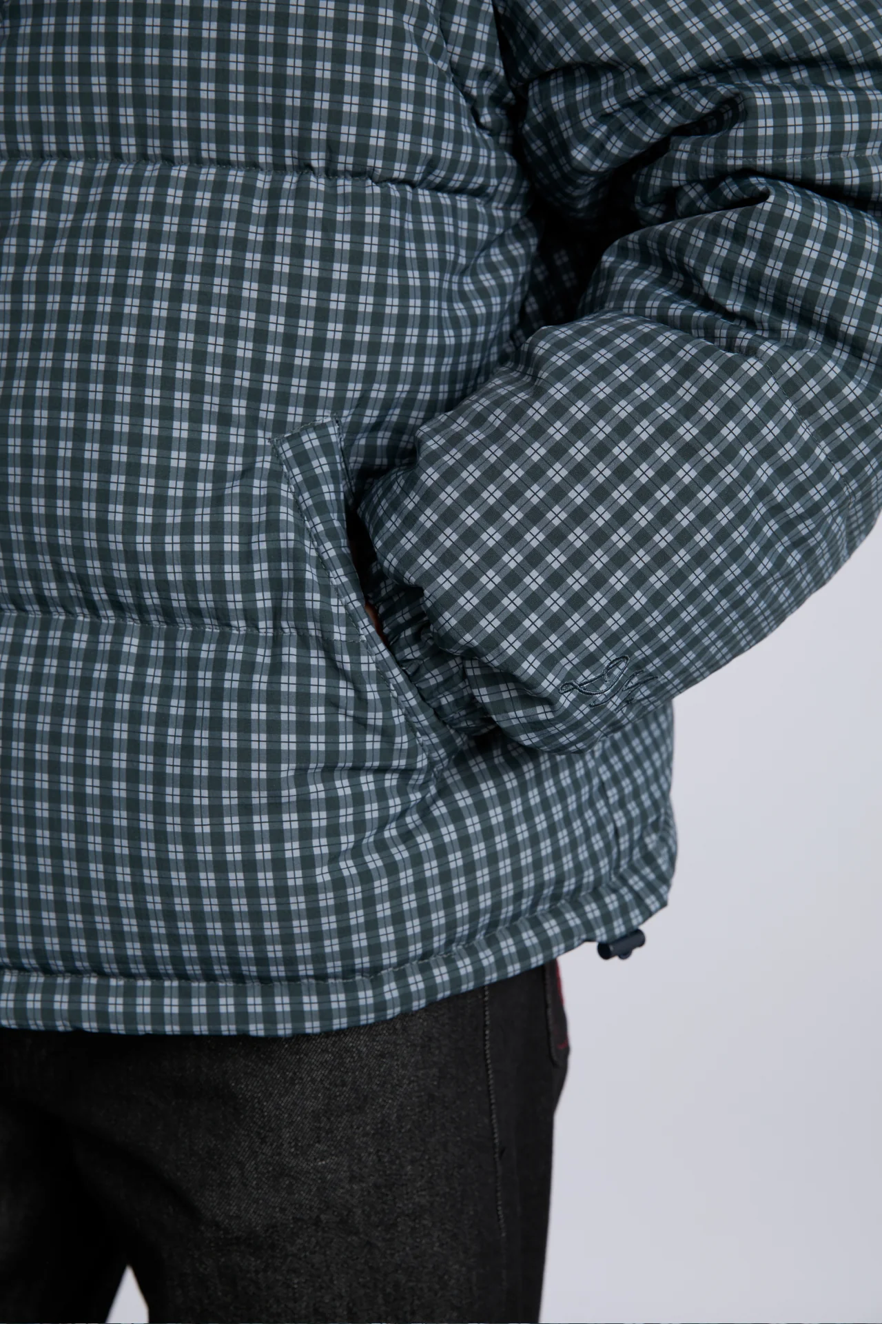 pearl check puffer - navy gingham