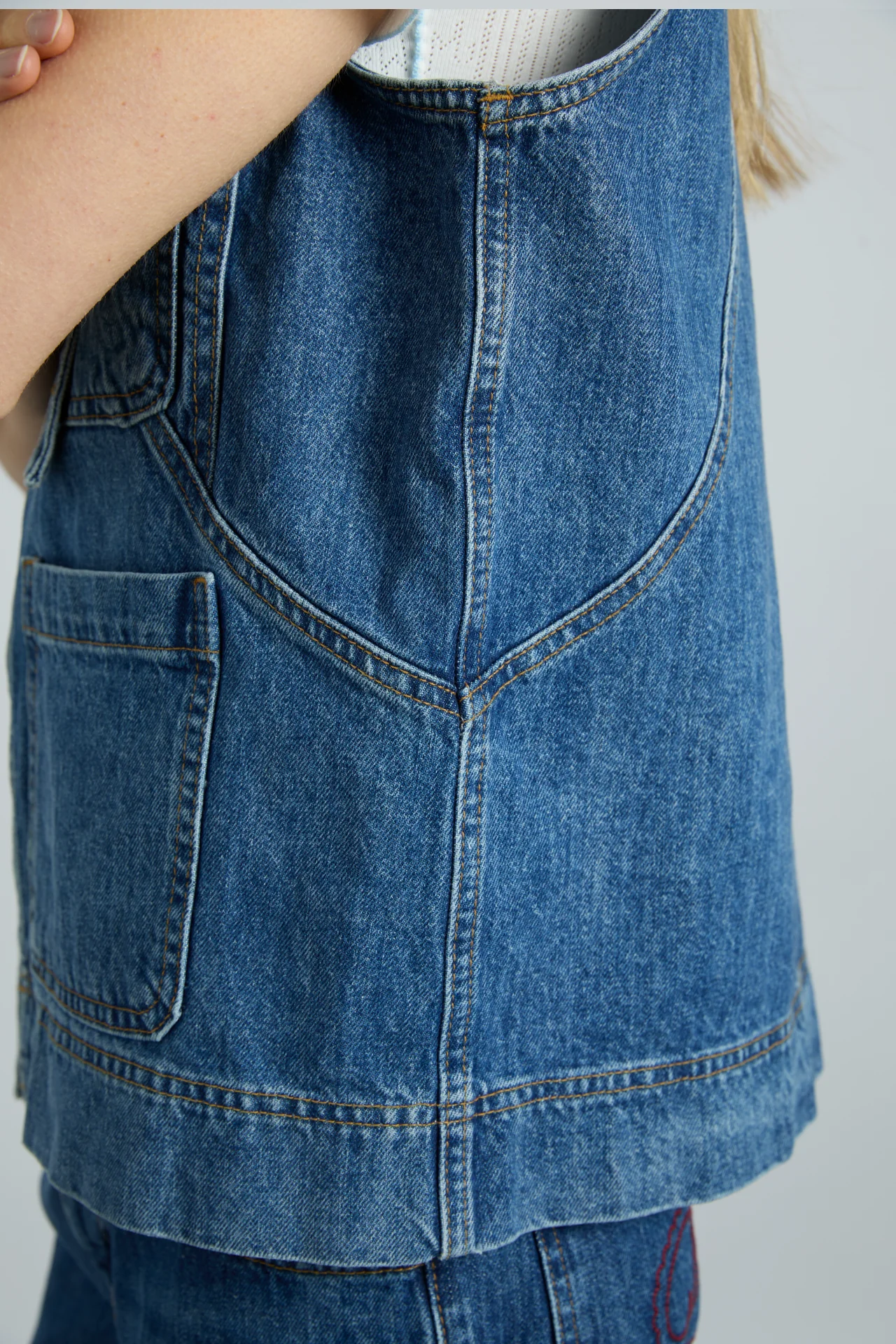 milly gilet - mid wash