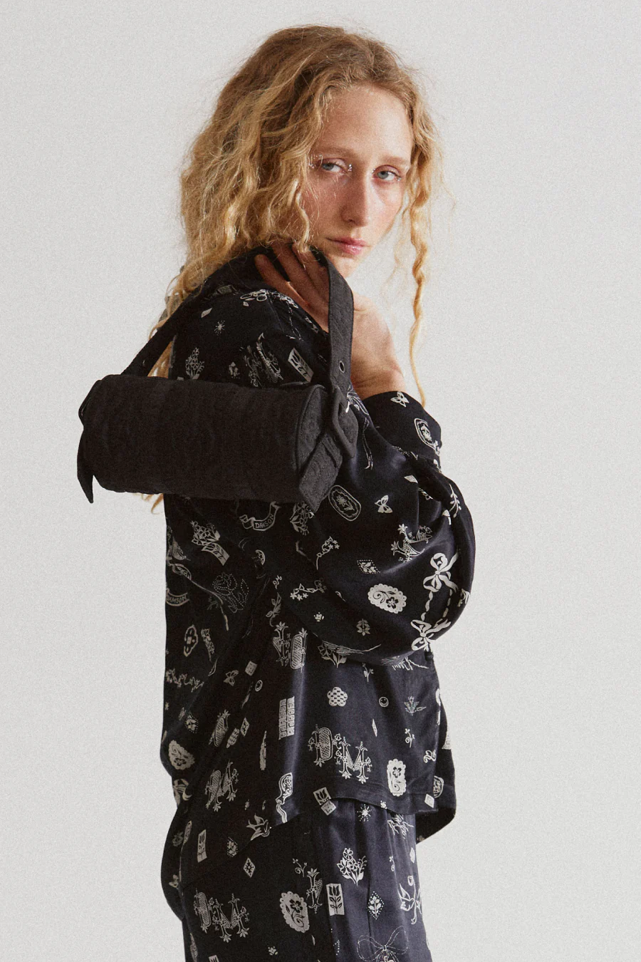 clairo blouse - symbol print