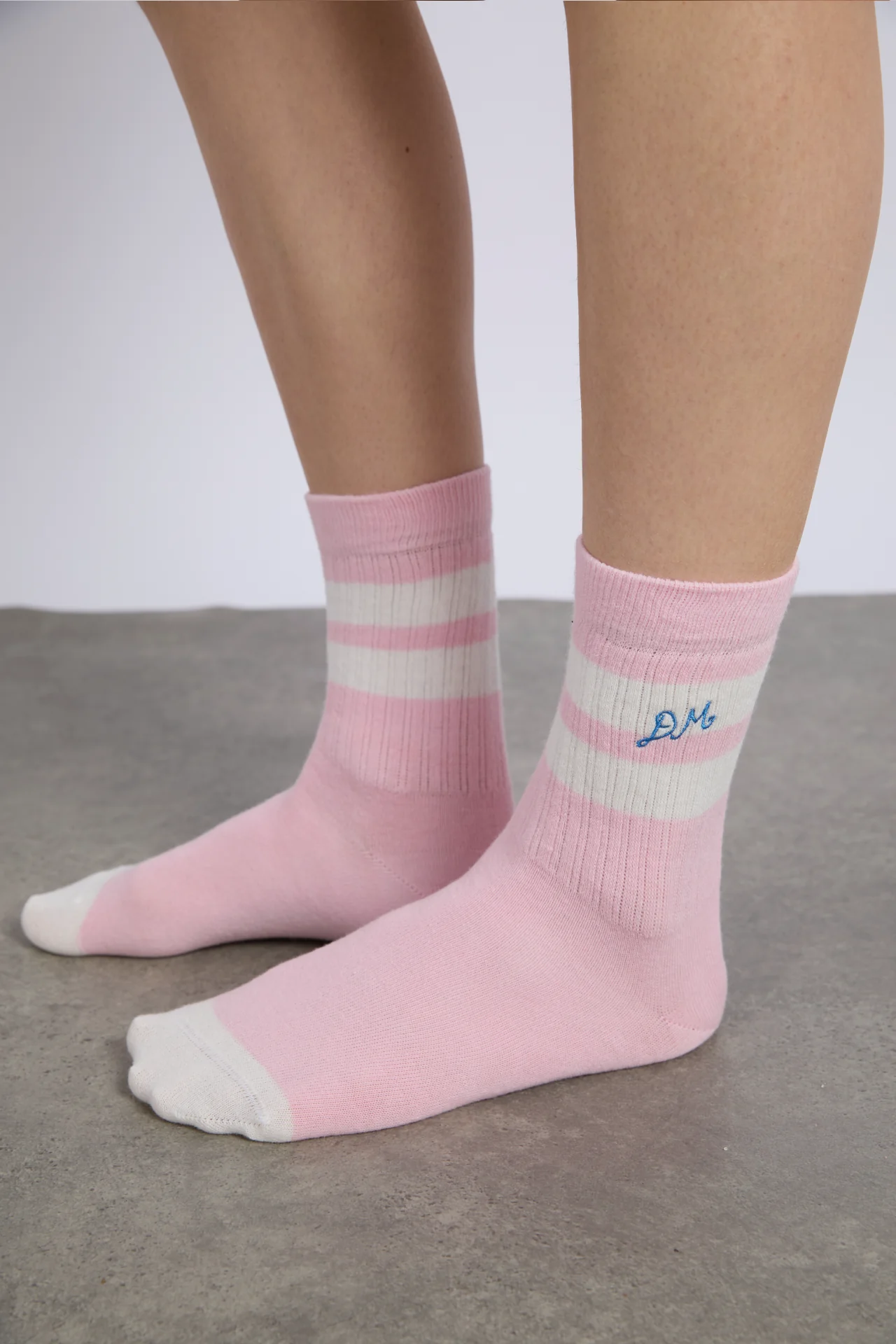 sporty calf length socks in pink and ecru