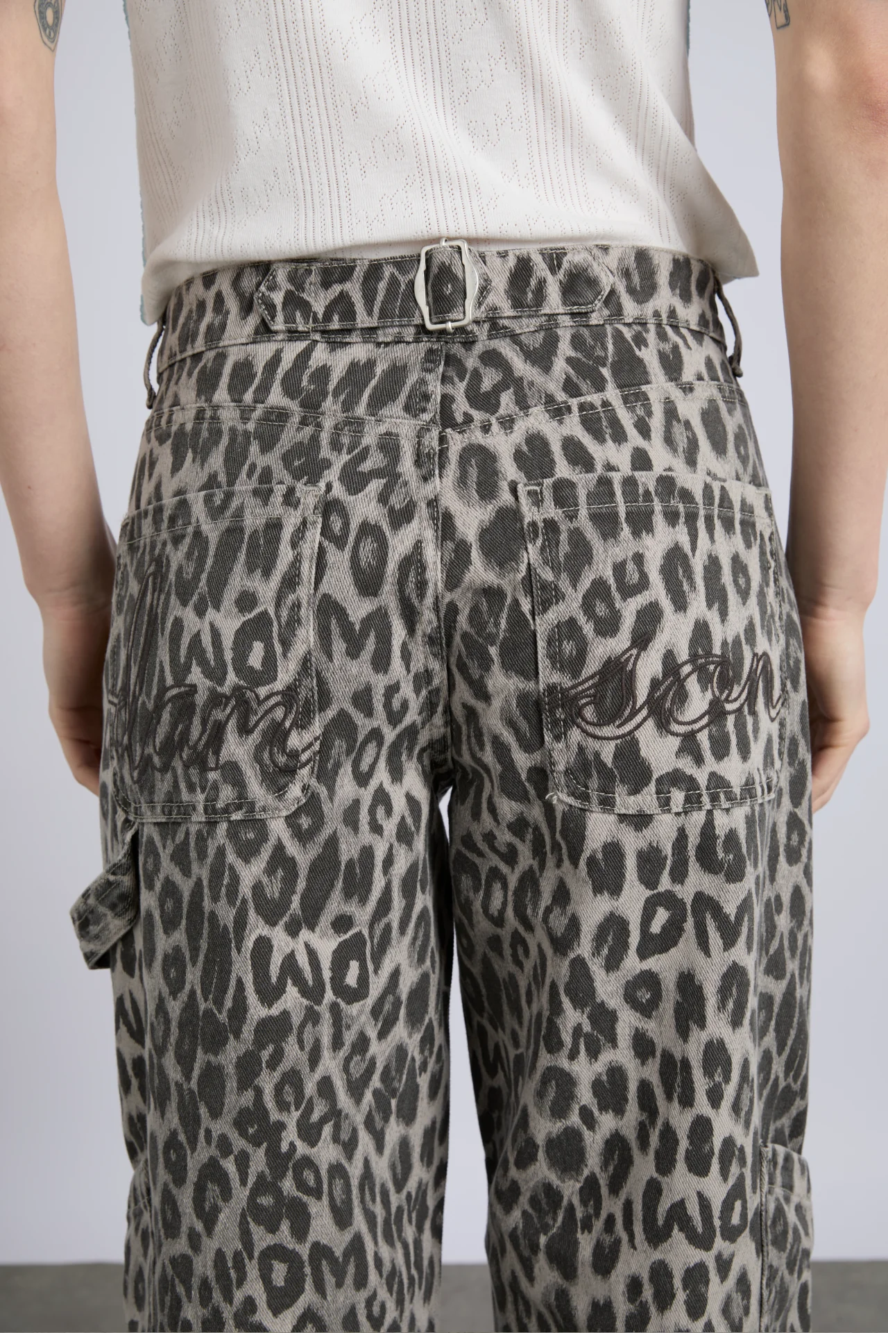 drew cargo jeans - leopard charcoal