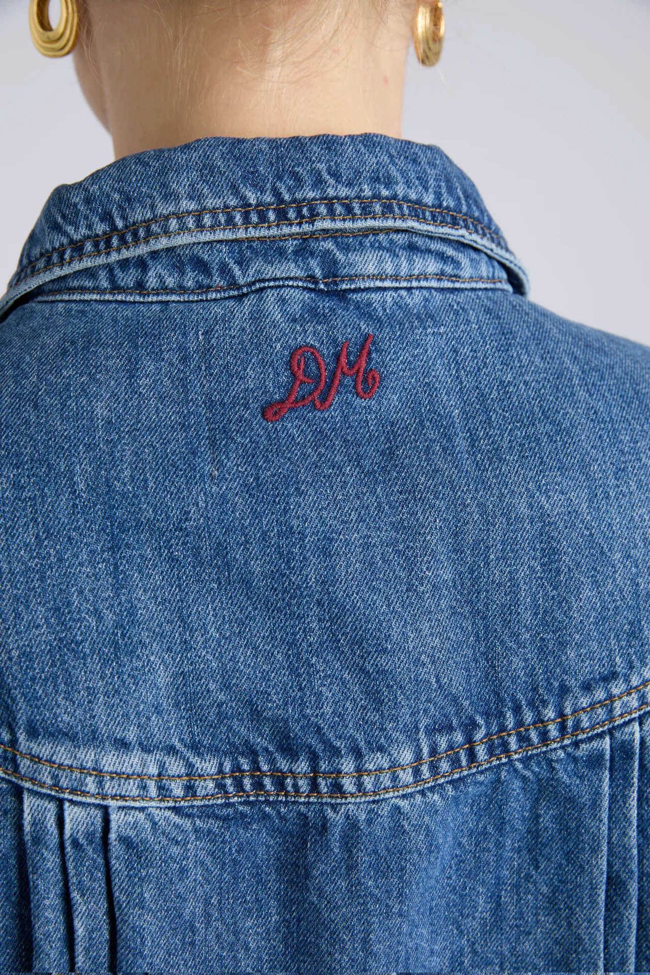 stevie shacket - mid wash