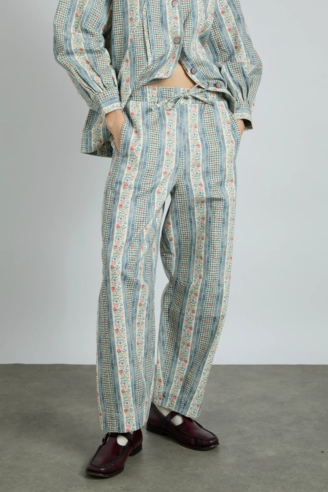 felix twill trouser - wallpaper floral