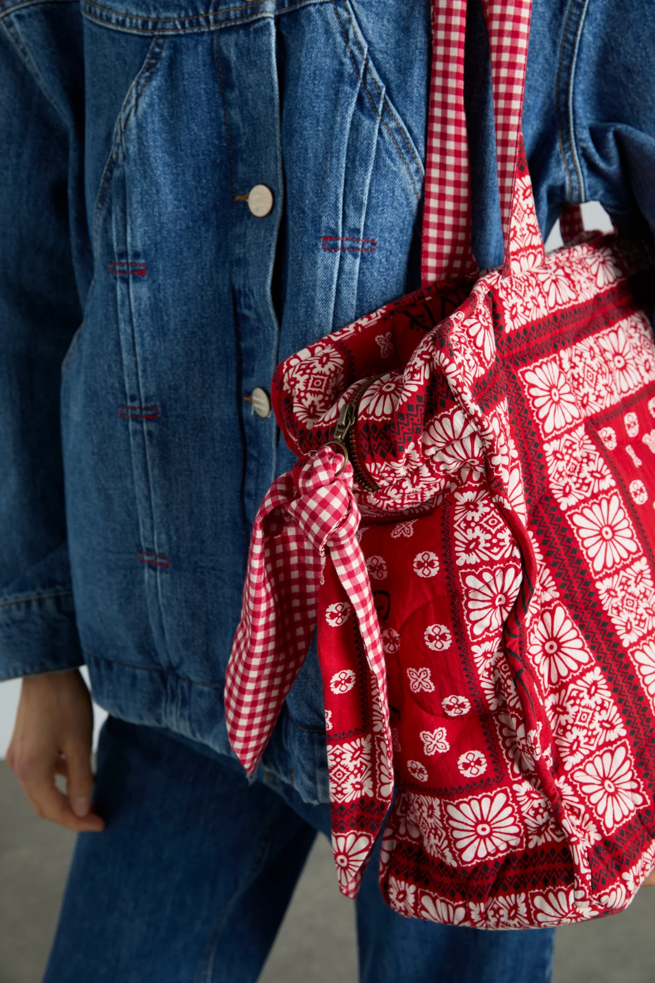quilted tote bag in red bandana print