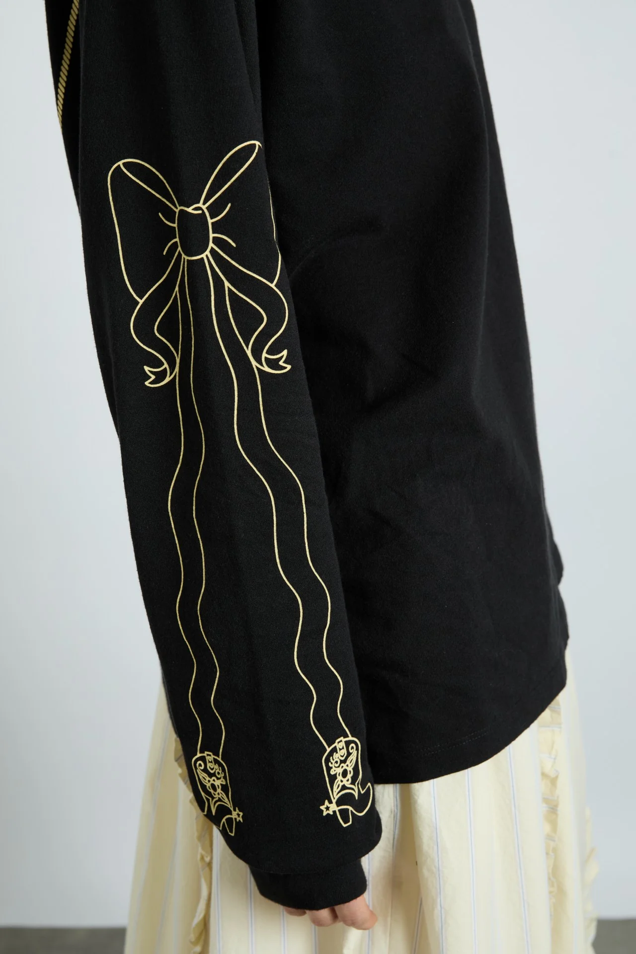 cowboy long sleeve tee- black