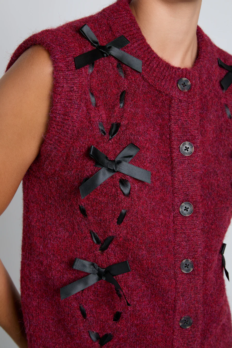 aggie knit vest with bows- burgundy cable