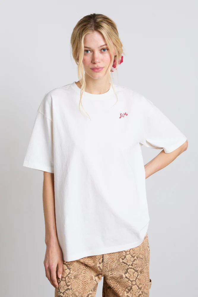 shrimp roll with chips boyfriend tee - white