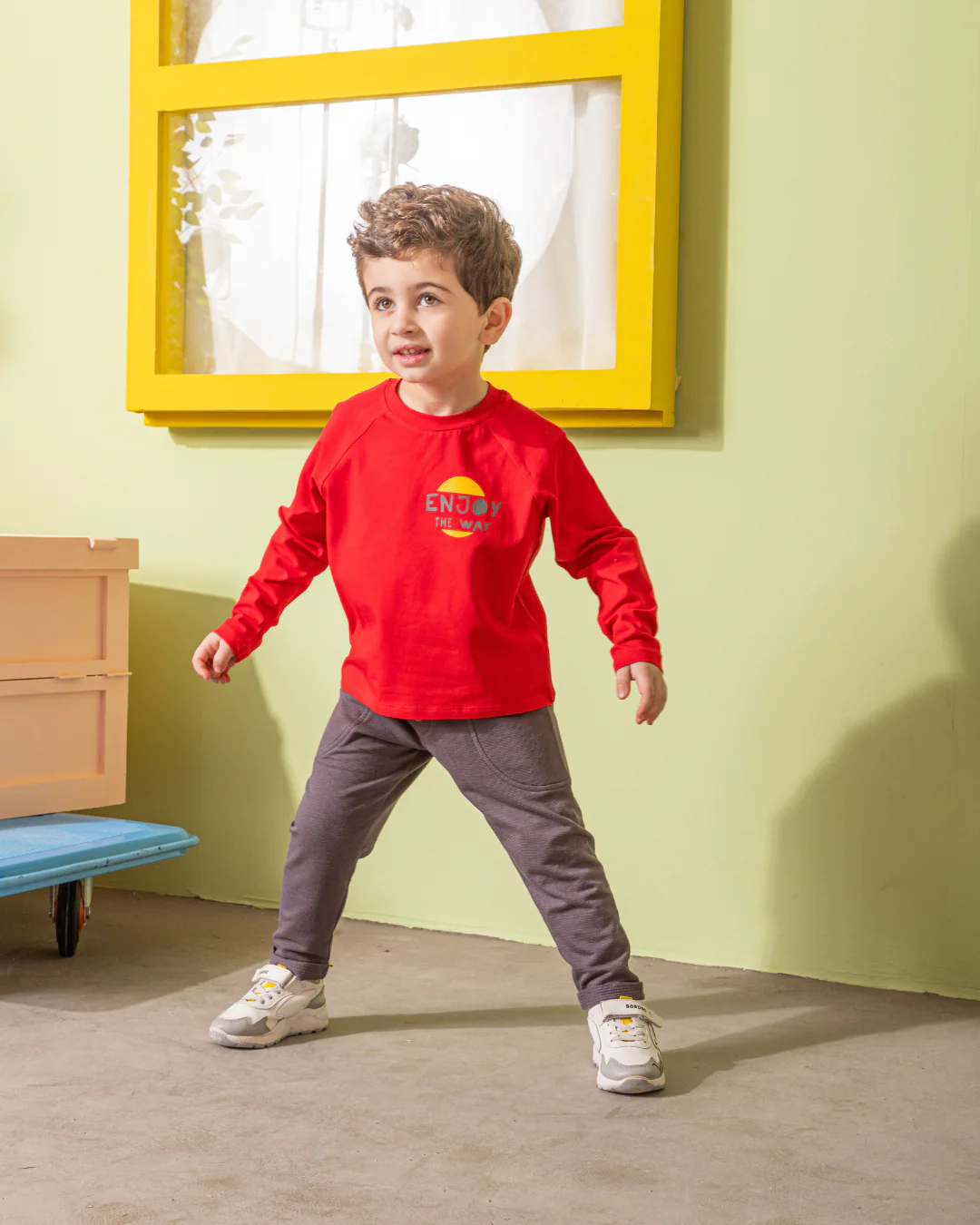 Enjoy The Way  بيجامه اولادي وسط خريفي