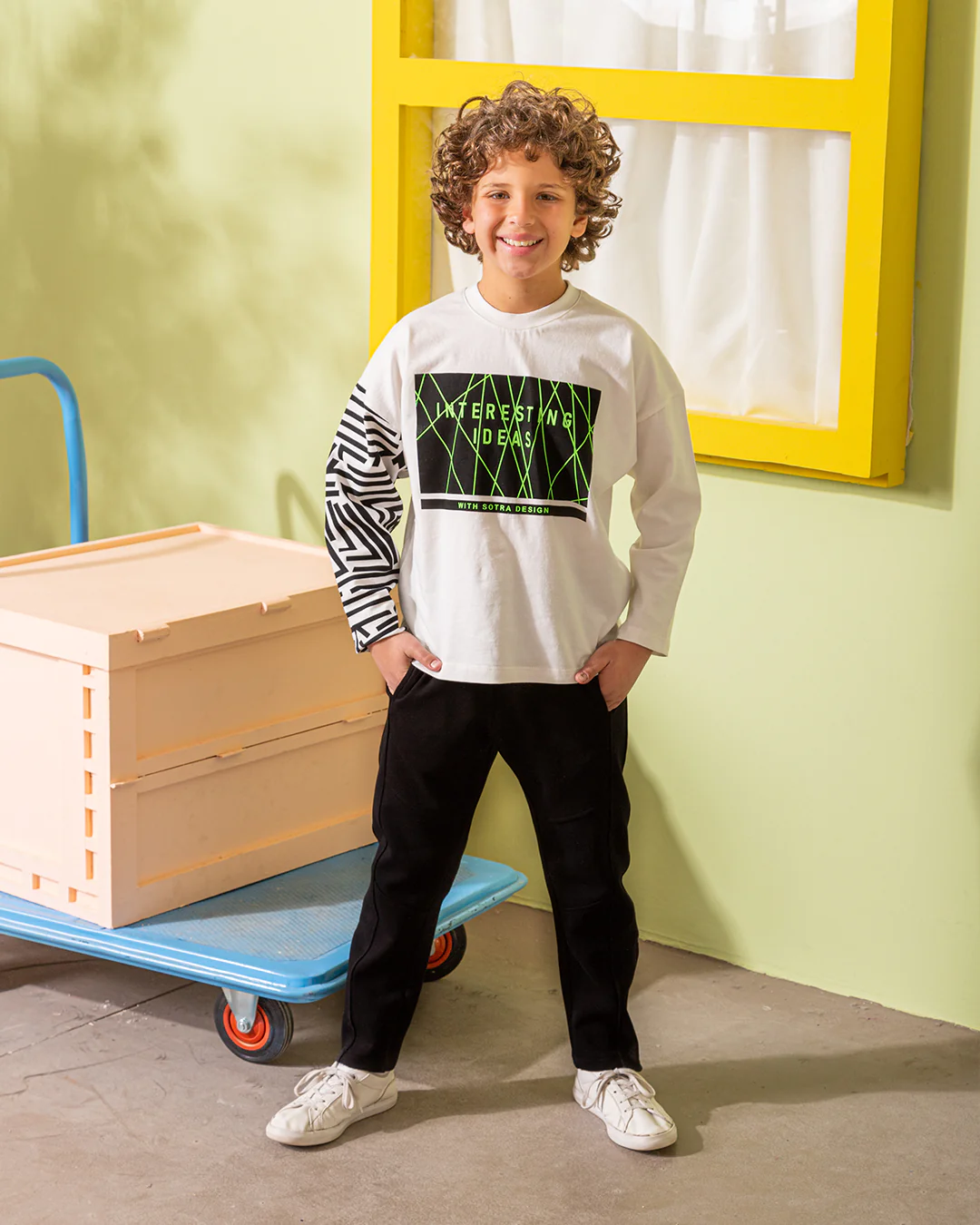 INTERSTING IDEAS بيجامة اولادي وسط خريفي