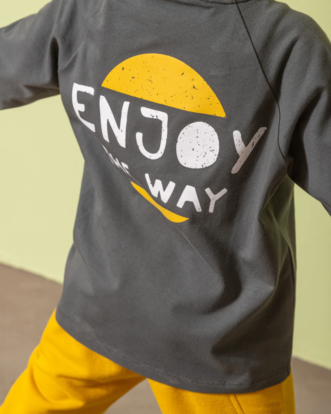 Enjoy The Way  بيجامه اولادي وسط خريفي