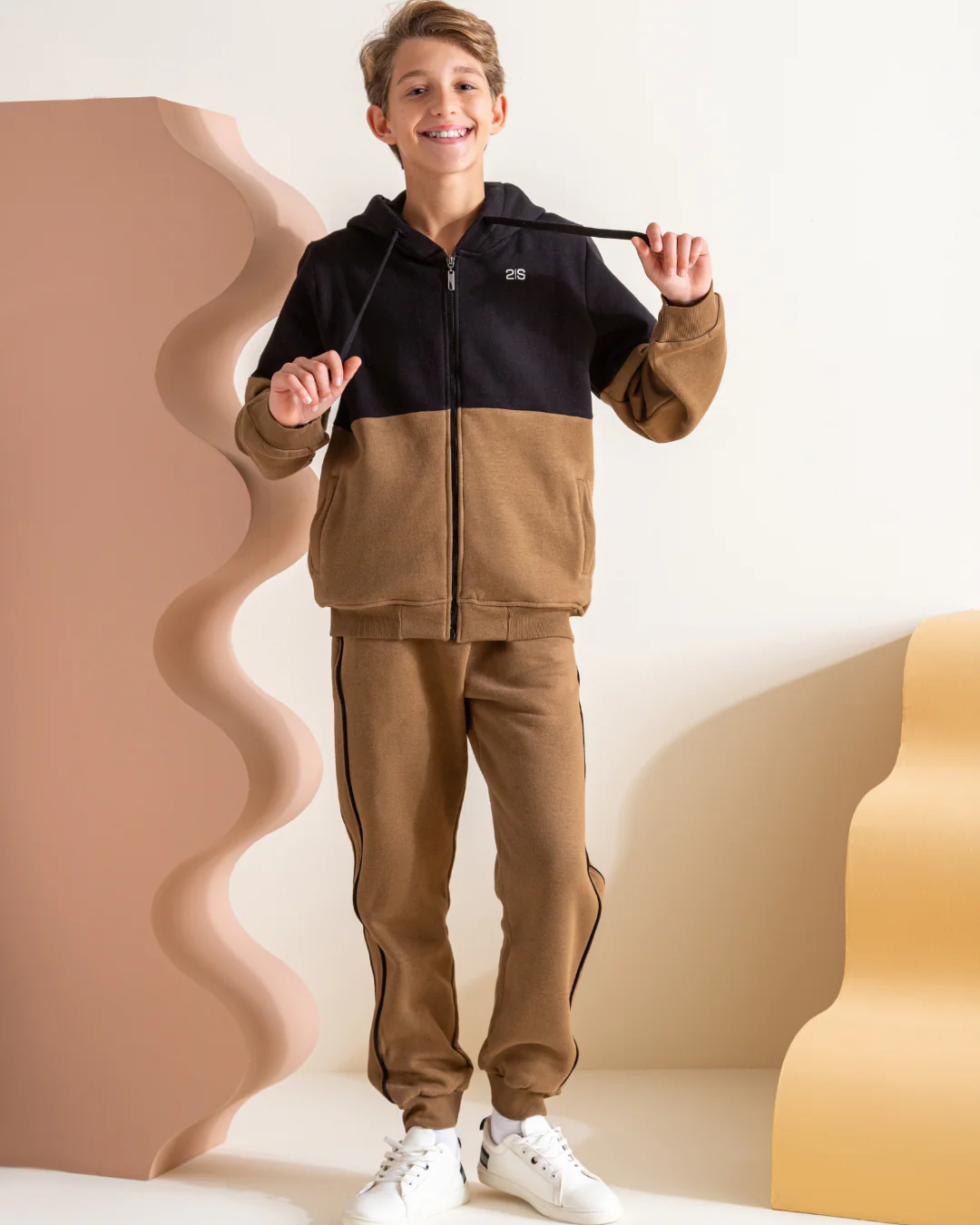 Made in 1985 بيجاما اولادي ميلتون تريننج سوت