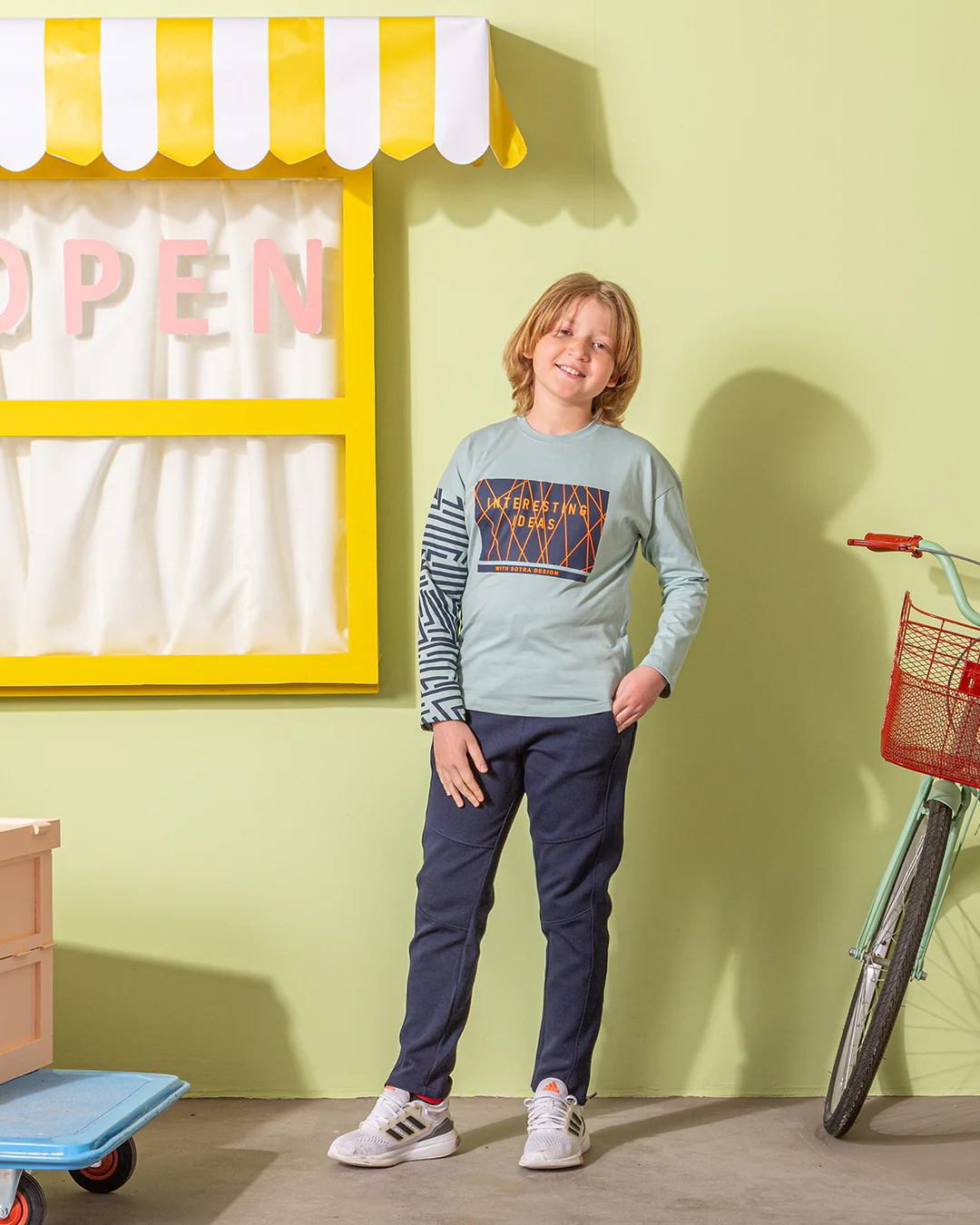 INTERSTING IDEAS بيجامة اولادي وسط خريفي