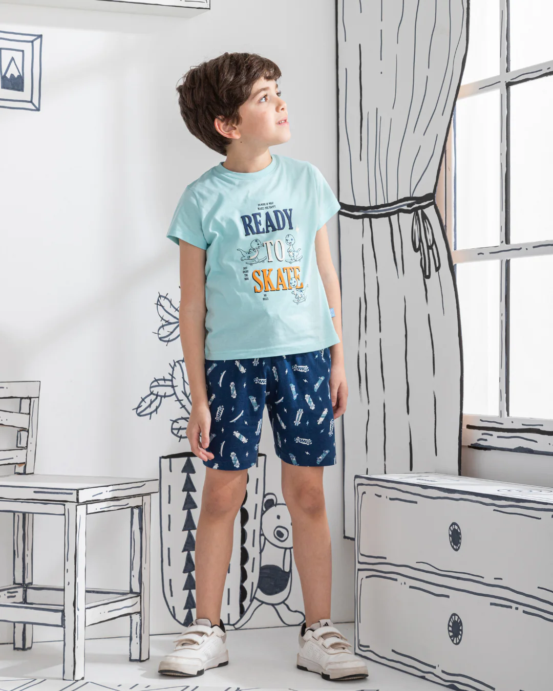 Skate board بيجاما اولادي نص كم