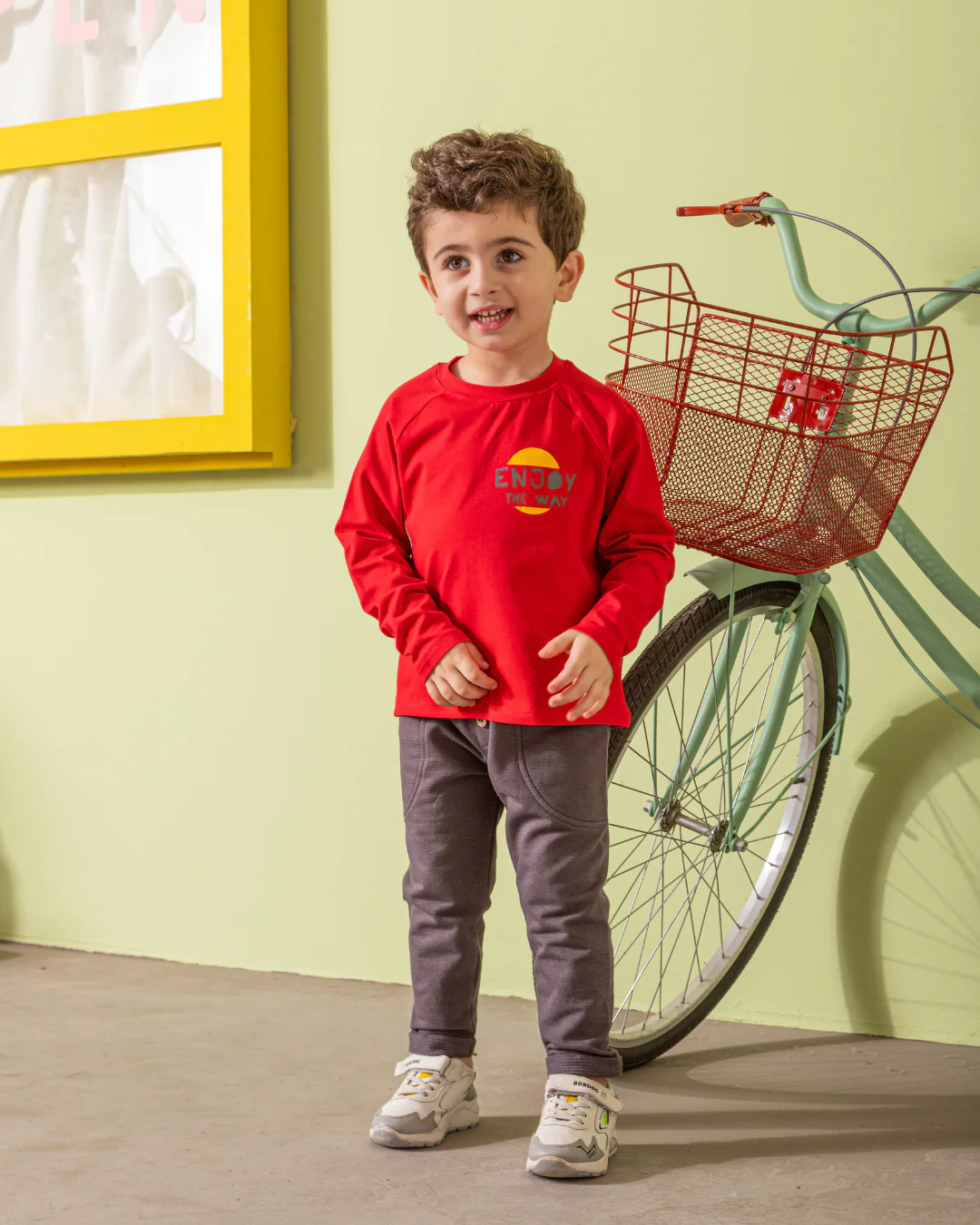 Enjoy The Way  بيجامه اولادي وسط خريفي