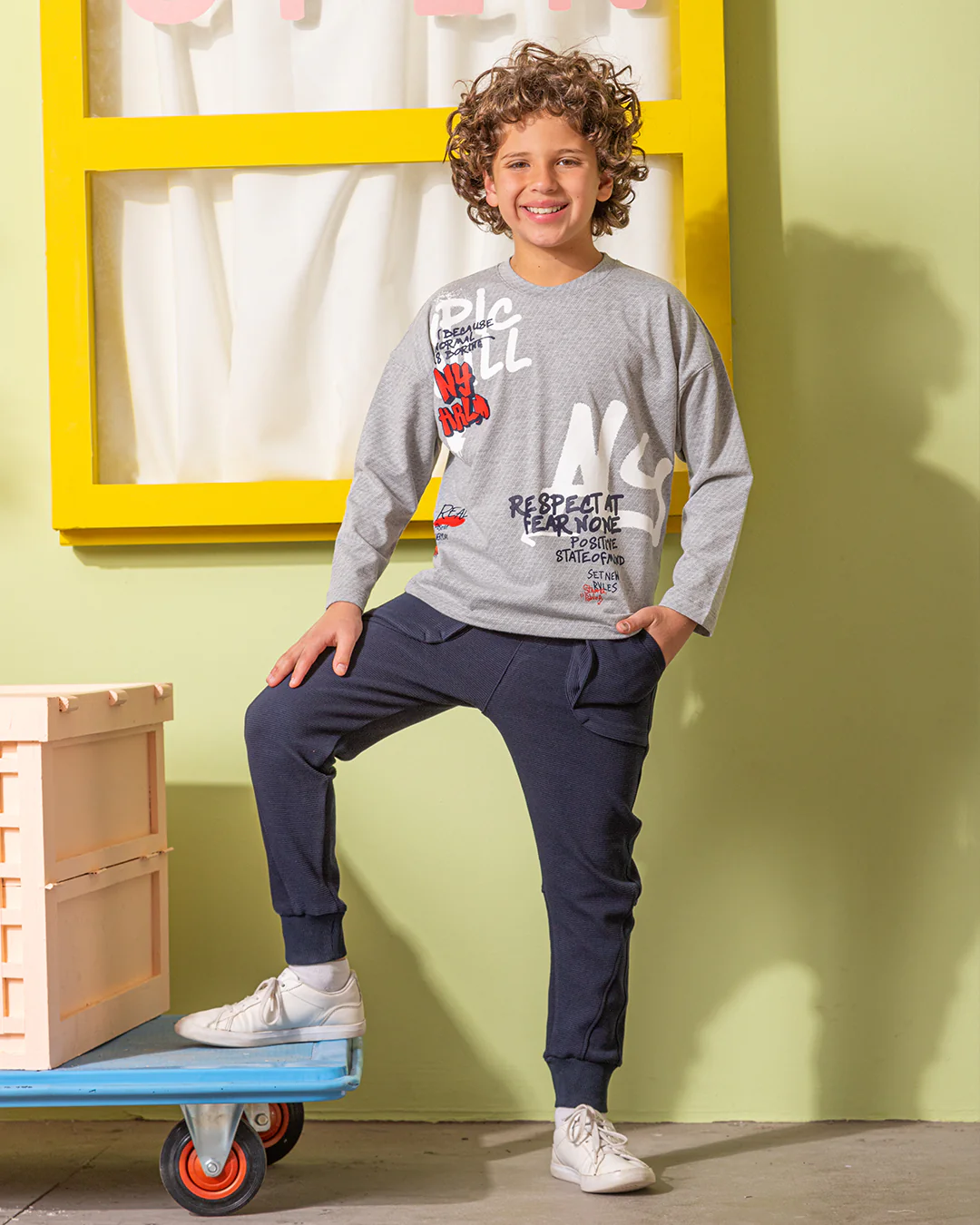 RESPECT FERA NON  بيجامة اولادي وسط خريفي