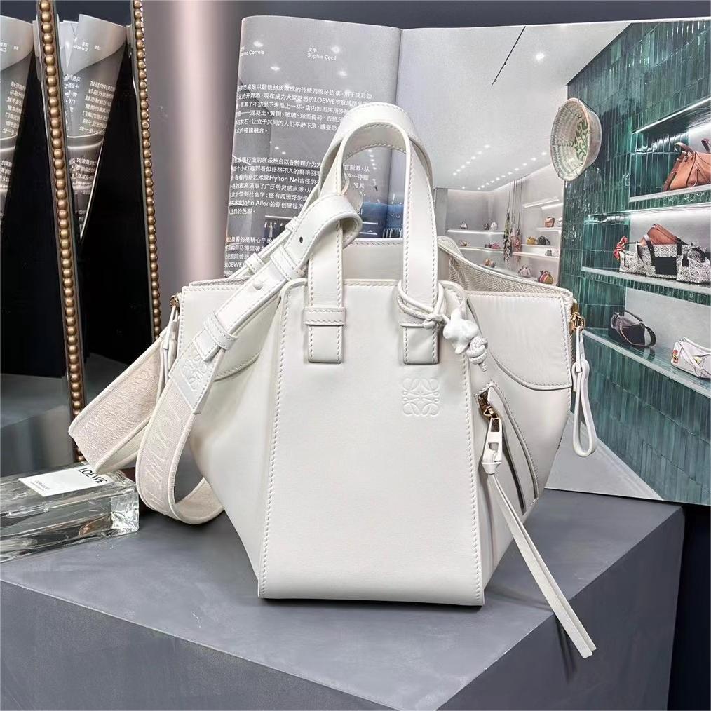 Loewe-Hammock-20.8cm