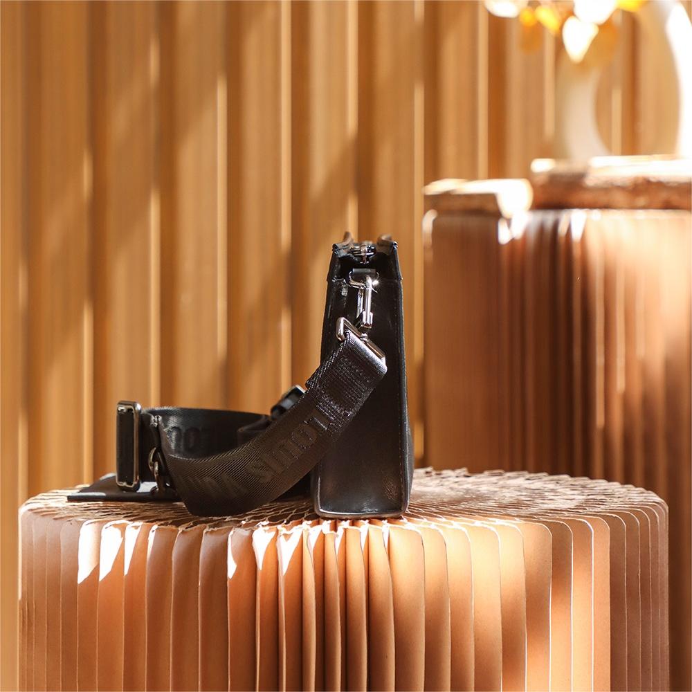 Lv-Gaston wearable wallet-22cm