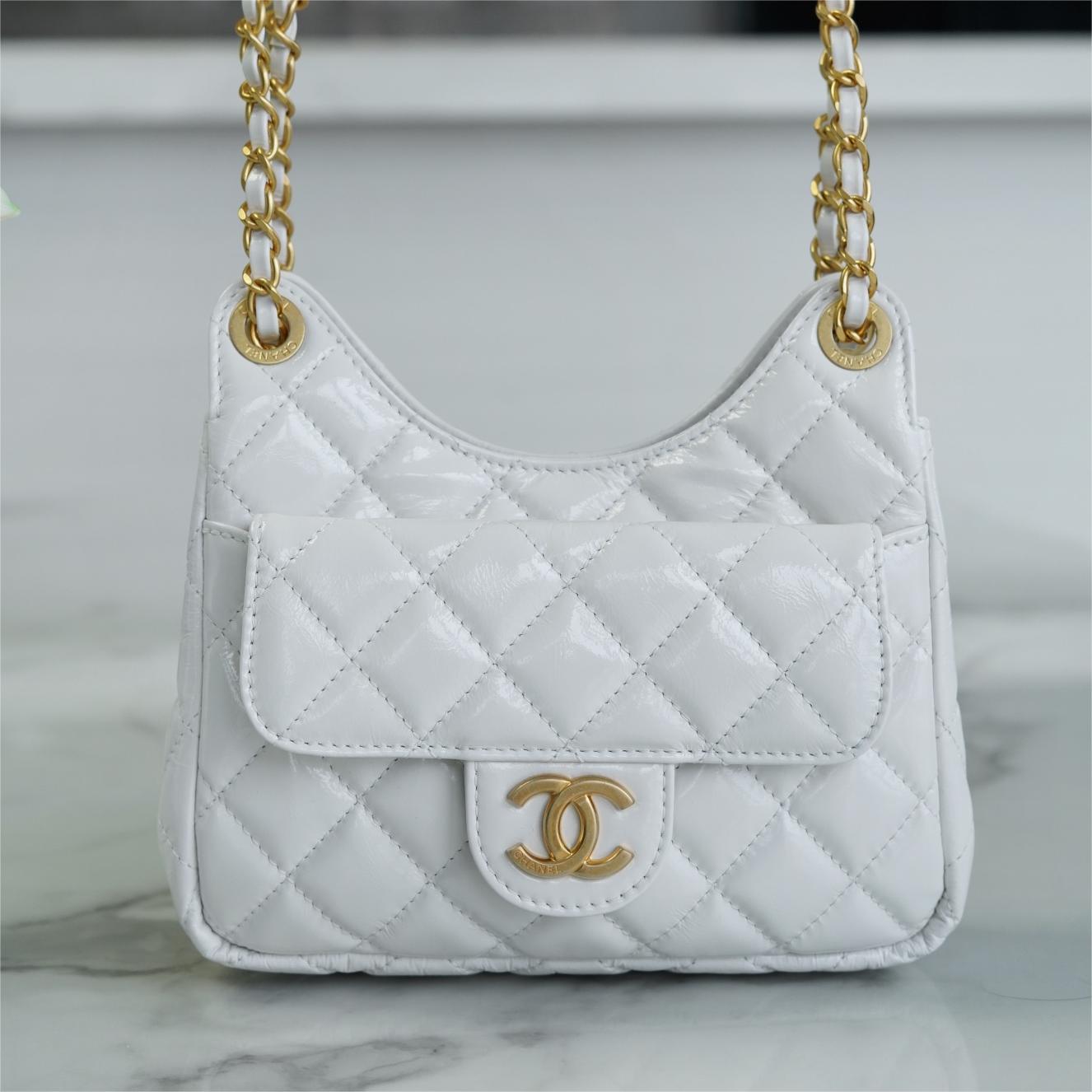 Chanel -24c hobo-17cm