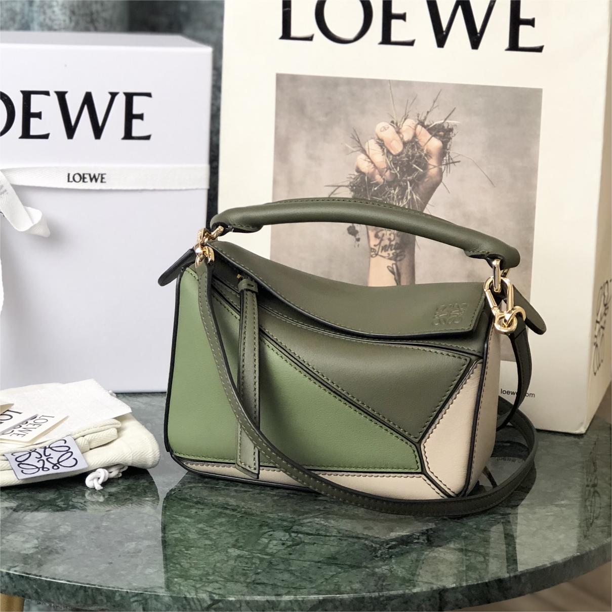 Loewe-Puzzle-18cm