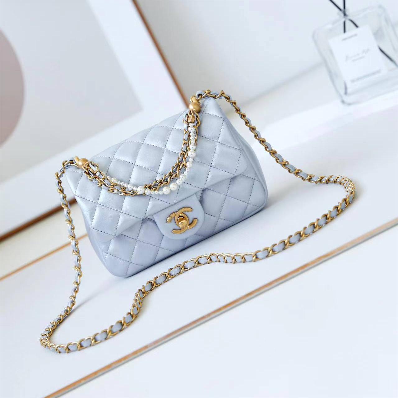 Chanel -24P Flap  Bag-17cm