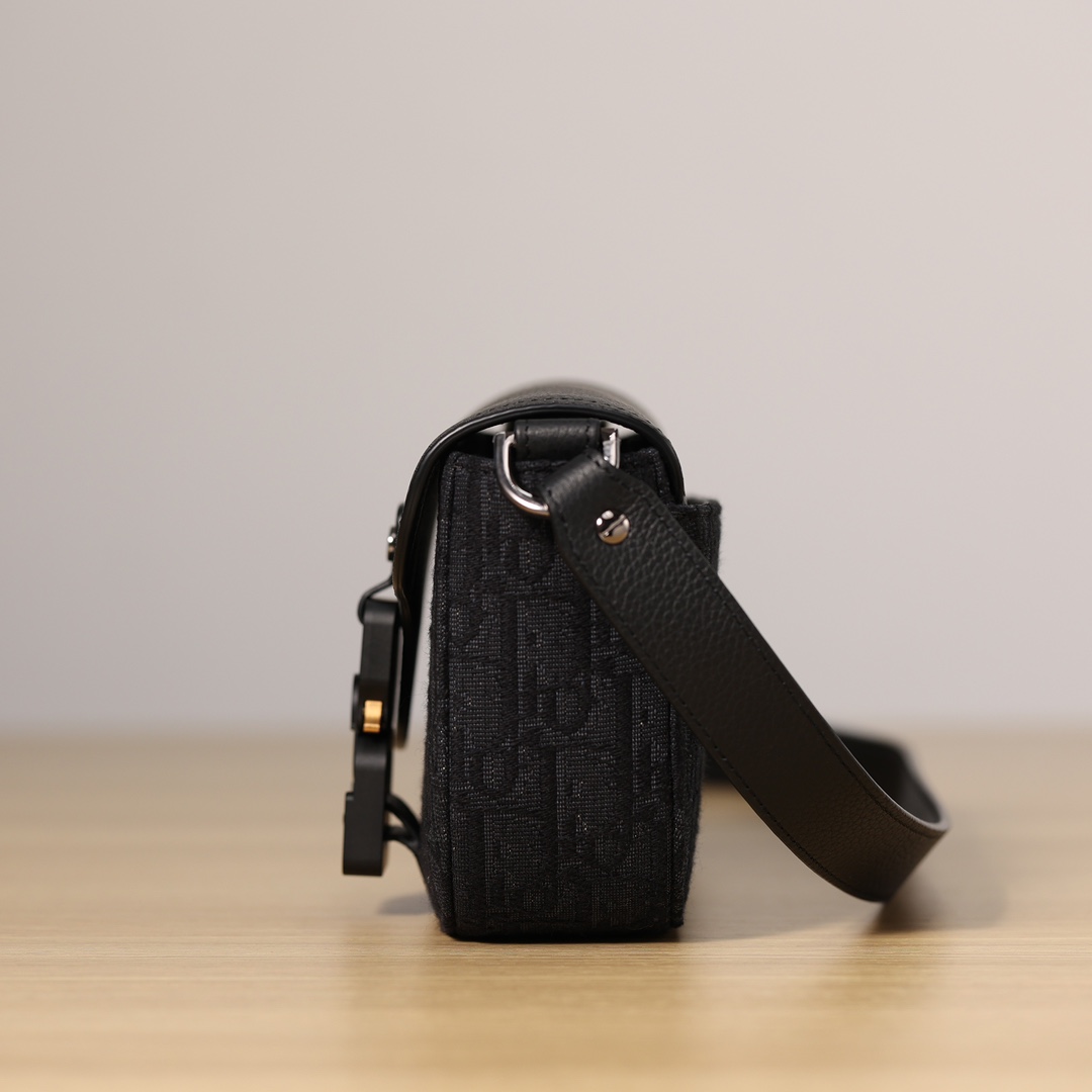 Dior-Mini Saddle -19.5cm