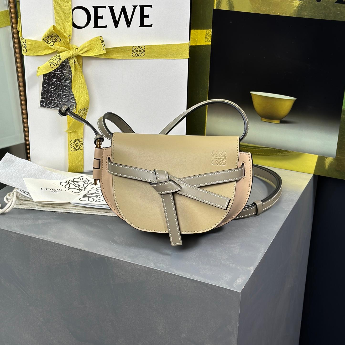 Loewe-Gate Dual-21cm
