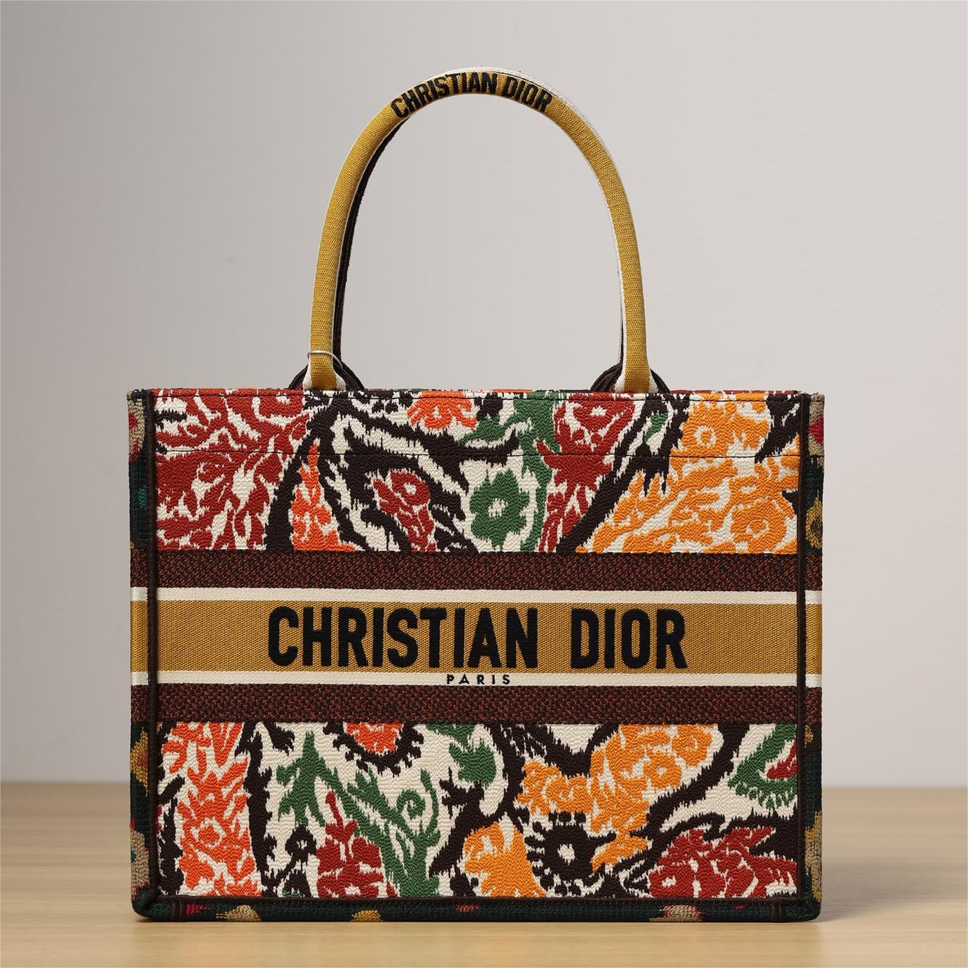 Dior-Book tote-36cm